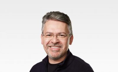 苹果宣布AI主管将卸任并退休 新任AI副总裁曾在谷