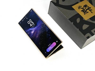 心系天下三星W26评测:折叠屏旗舰的高端典范