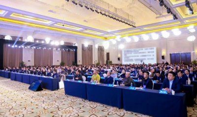 全域进阶,品牌向上!中通客车发布2026全系旅团