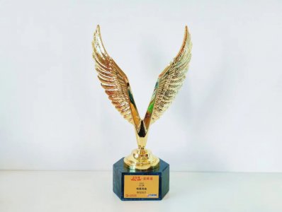 恺英网络获颁“上证鹰·金质量”ESG奖