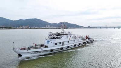 江龙船艇多型船艇圆满试航 吹响交付冲锋号