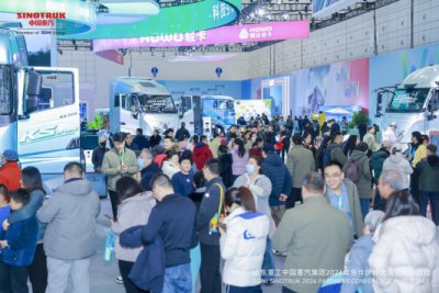 赴一场“可触摸的品牌温暖之旅”——山东重工