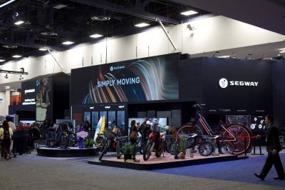 E-bike、割草机器人集中亮相 短交通与服务机器人