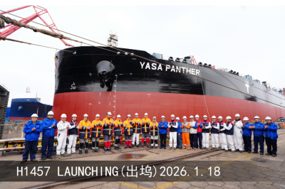 “无缝接力” 外高桥造船一船出坞