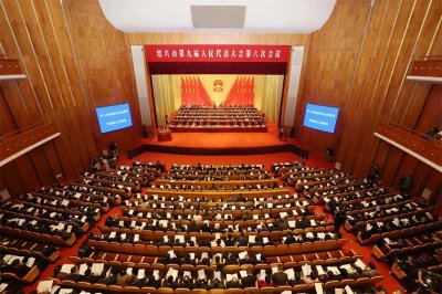 乘两会东风，踏转型新程！丁泽成