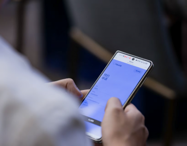估值逻辑重构：从OpenAI试水广告，看AI应用层的价