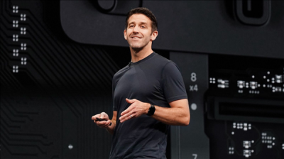 苹果“二号人物”浮出水面？库克放权设计团队