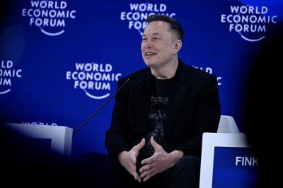 监管拔网线之后还能上演地天板？国晟科技魔幻