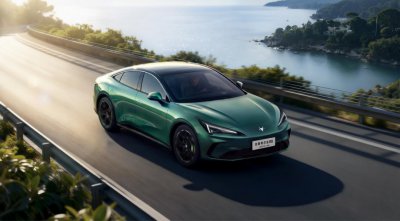 极狐全新阿尔法S5将于3月1日开启预售 智驾升级新