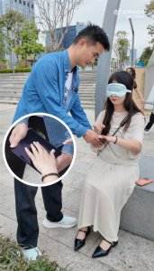 周意保晒OPPO Find N6路人盲测视频:折痕控制无比