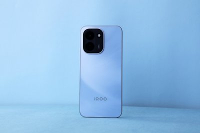 iQOO Z11评测：续航高刷双封神 重新