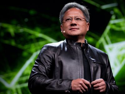 黄仁勋直言：文科生才是AI时代真正的王者