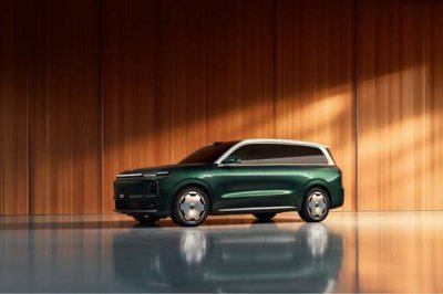 零跑拿下新势力销冠，小米没跑赢