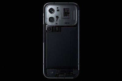 小米18 Pro渲染图曝光：延续背部副屏 新增专用