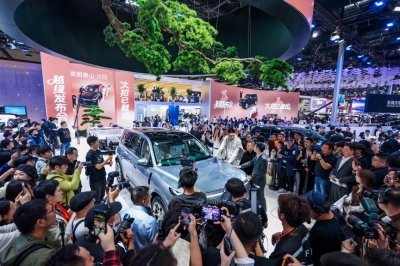 岚图北京车展宣布纯电战略提速：2027年纯电占比