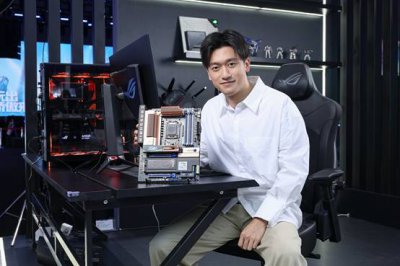 ROG复刻主板及首款ROG内存惊艳ROG DAY 2026