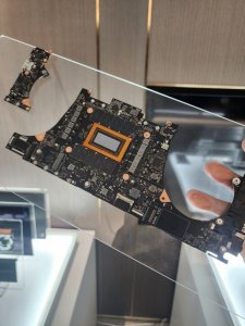 英伟达首款Windows专用处理器RTX Spark实物曝光：买