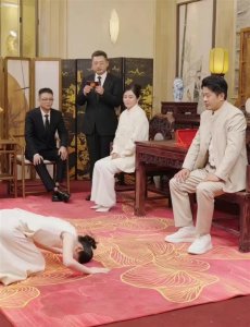 相伴七年分道扬镳 辛巴初代四大门