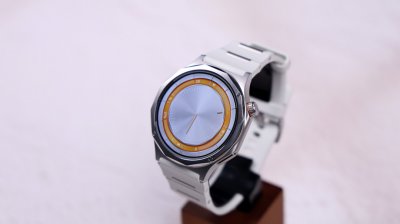 清冷利落，探索未知！OPPO Watch X3“
