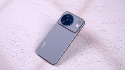 vivo X500评测：标准版命名，Pro级体验