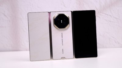 从Z折到G型展翼：华为Mate XT2凭什么