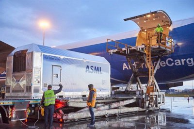 ASML 2026年三季度财报出炉：营收1