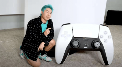 有人花七万美元定制了一台超大号的PS5