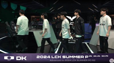 DK击败FOX晋级下一轮！韩国10分也能