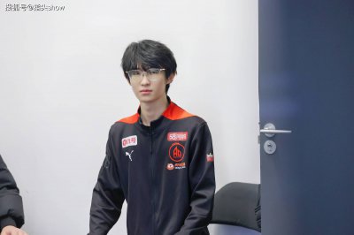 19日KPL前瞻：KSG翻车后能否稳住状态