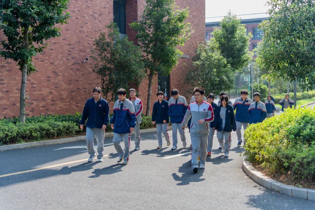 大浪淘沙中的掌舵者与坚守者!湖州求是教育集团董事长沈法初的“当下”与“